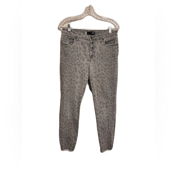 KUT from the Kloth Hi Rise Connie Leopard Print Jeans Size 8 Raw Hem Button Fly - Picture 2 of 6
